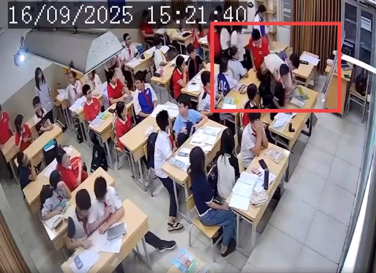 z7028571741296-eb45d5f970560804281f6ff87cb542cb-2032.jpg