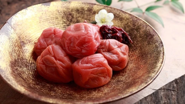 Cách làm món mận muối của Nhật, nhìn thôi cũng ứa nước miếng