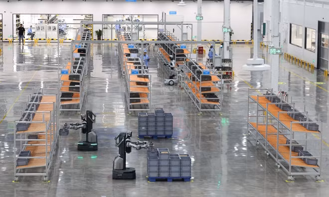 Trung Quốc xây nhà máy 10.000 robot mỗi năm