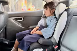 Bộ Xây dựng yêu cầu công bố hợp quy thiết bị an toàn cho trẻ em trên ô tô