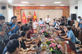 Lật tàu Vịnh Xanh 58 trên Vịnh Hạ Long: Có cứu hộ, cứu nạn chậm trễ?