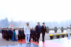 Lãnh đạo Đảng, Nhà nước viếng Lăng Chủ tịch Hồ Chí Minh và tượng đài liệt sĩ