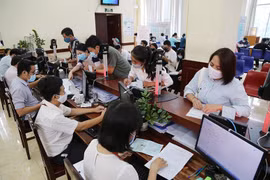 5 trường hợp buộc lãnh đạo phải từ chức