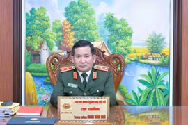 Trung tướng Đinh Văn Nơi giữ chức Phó Bí thư Tỉnh ủy An Giang