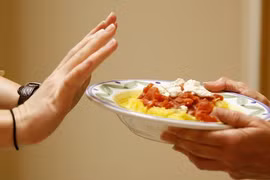 Ăn tối muộn gây béo phì, nhiều vấn đề sức khỏe nguy hiểm