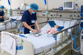 Gia tăng ca mắc virus Adeno, Bộ Y tế cảnh báo nguy cơ lây lan trong mùa hè