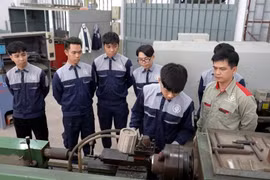 Giáo dục trung học nghề tích hợp kiến thức từ chương trình THPT