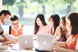 Lần đầu thiết lập hệ thống chức danh nghề nghiệp giảng viên trường chính trị