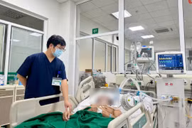 Sau ăn tiết canh, nhiều người nguy kịch do nhiễm liên cầu lợn nặng