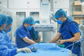 Điều gì giúp bệnh nhân bị đột quỵ kép hiếm gặp vượt qua cửa tử?