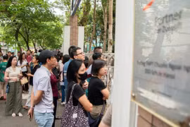 Hơn 5.100 thí sinh tranh suất vào Chuyên Ngoại ngữ
