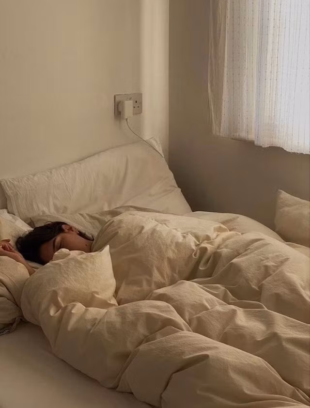  Sau khi chuyển vào nhà, mọi việc diễn ra suôn sẻ: Cuối cùng, một điều đơn giản nhưng chứng minh được tất cả là sau khi dọn đến nhà mới, cuộc sống của bạn bỗng tốt lên thấy rõ: Làm ăn suôn sẻ, sức khỏe ổn định, gia đình hòa thuận, mọi chuyện cứ trơn tru hơn hẳn.