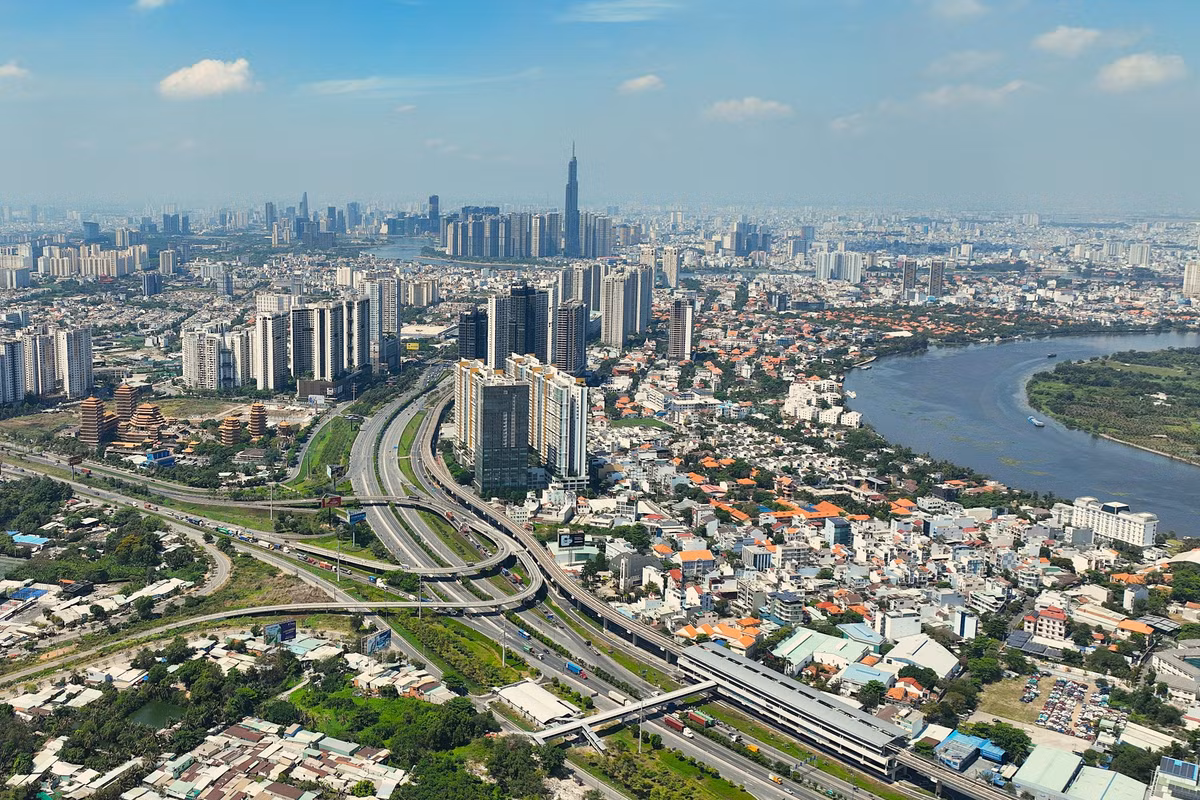 TP.HCM đặt mục tiêu hoàn thành 255 km đường sắt đô thị đến năm 2030 và đạt hơn 500 km vào năm 2035.