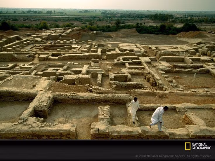  Một trong hai đô thị lớn nhất nền văn minh sống Ấn. Harappa cùng Mohenjo-daro tạo thành lõi văn minh sông Ấn. Ảnh: Pinterest.