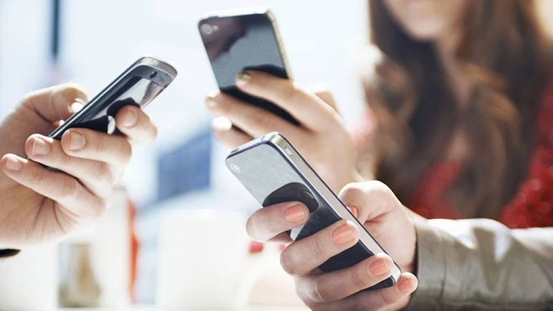  [GALLERY] Một ngày không smartphone mới thấy phụ thuộc đến mức nào