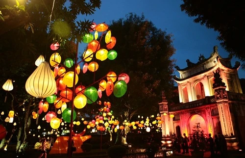 Tìm về tết Trung thu xưa trong Thu Vọng Nguyệt