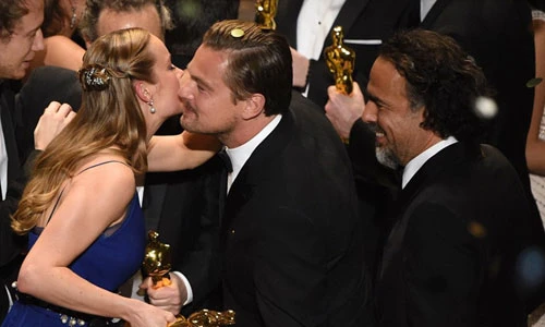Khoảnh khắc đáng nhớ nhất trong cuộc đời Leonardo DiCaprio