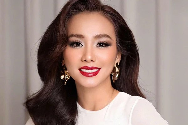 Diễn viên Ngọc Thiện khoe sắc rực rỡ trong bộ ảnh mới