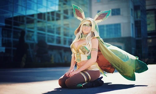 Hot girl vòng 2 hóa thành Pokemon, nhìn mà muốn... bắt sống