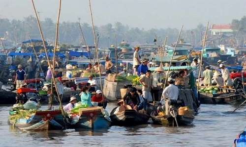 Ngắm chợ nổi ngày Tết ở miền Tây