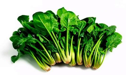 Bí quyết dưỡng da từ sâu bên trong với rau chân vịt