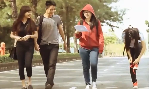 “Chắc ai đó sẽ về” phiên bản sinh viên sốt mạng