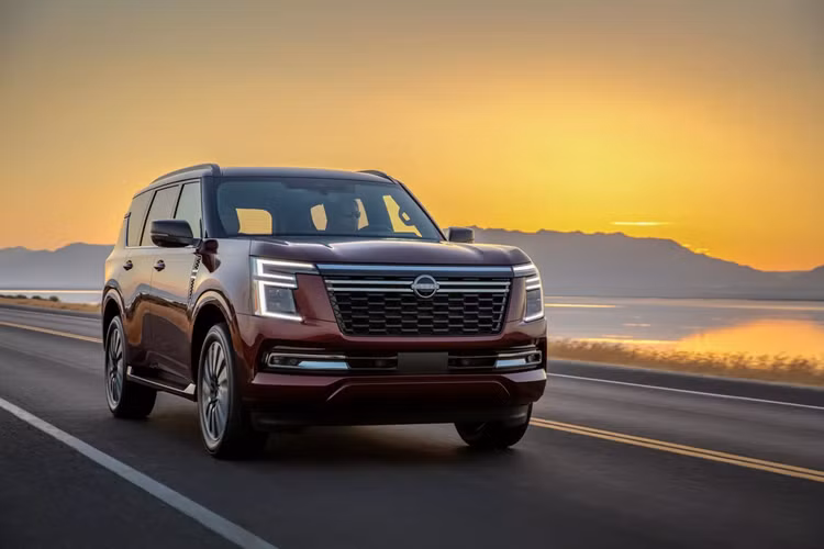 Trong tưởng tượng của Theottle, cái tên Horizon được Honda mang trở lại, lần này là với vóc dáng bề thế và hiện đại của Nissan Armada thế hệ mới. Armada hiện tại là một mẫu SUV full-size, cũng được biết đến với cái tên Nissan Patrol tại nhiều thị trường quốc tế. Phiên bản mới nhất đã ra mắt tại UAE vào cuối năm 2024, chia sẻ nền tảng và nhiều chi tiết kỹ thuật với mẫu SUV hạng sang Infiniti QX80.