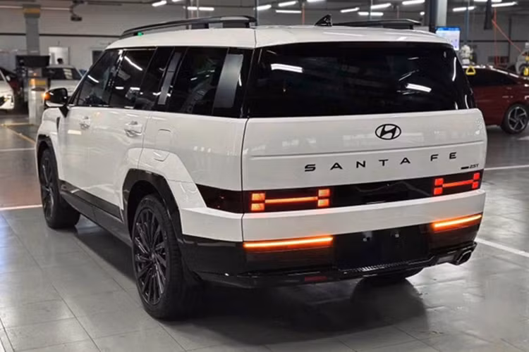 Tôi xin gửi lời cảm ơn chân thành đến Hyundai Thành Công Việt Nam vì sự đồng hành quý giá này. Với danh tiếng và uy tín của Hyundai Thành Công, tôi sẽ ý thức trách nhiệm lớn hơn trong sự nghiệp, nỗ lực truyền cảm hứng về bóng đá đến người hâm mộ Việt Nam.”