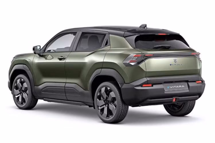 Với nhà máy Gurajat là trung tâm sản xuất chính, Suzuki kỳ vọng sẽ xuất khẩu phần lớn số lượng eVitara ra các thị trường quốc tế, bao gồm cả quê nhà Nhật Bản - nơi xe điện hiện vẫn chưa phổ biến rộng rãi.
