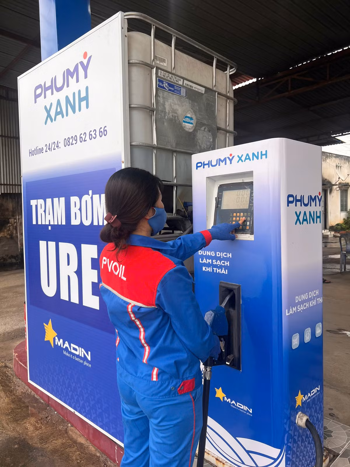 tram-bom-phu-my-xanh.jpg