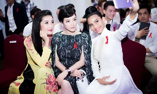 Lộ chiều cao thật sự của Lý Nhã Kỳ