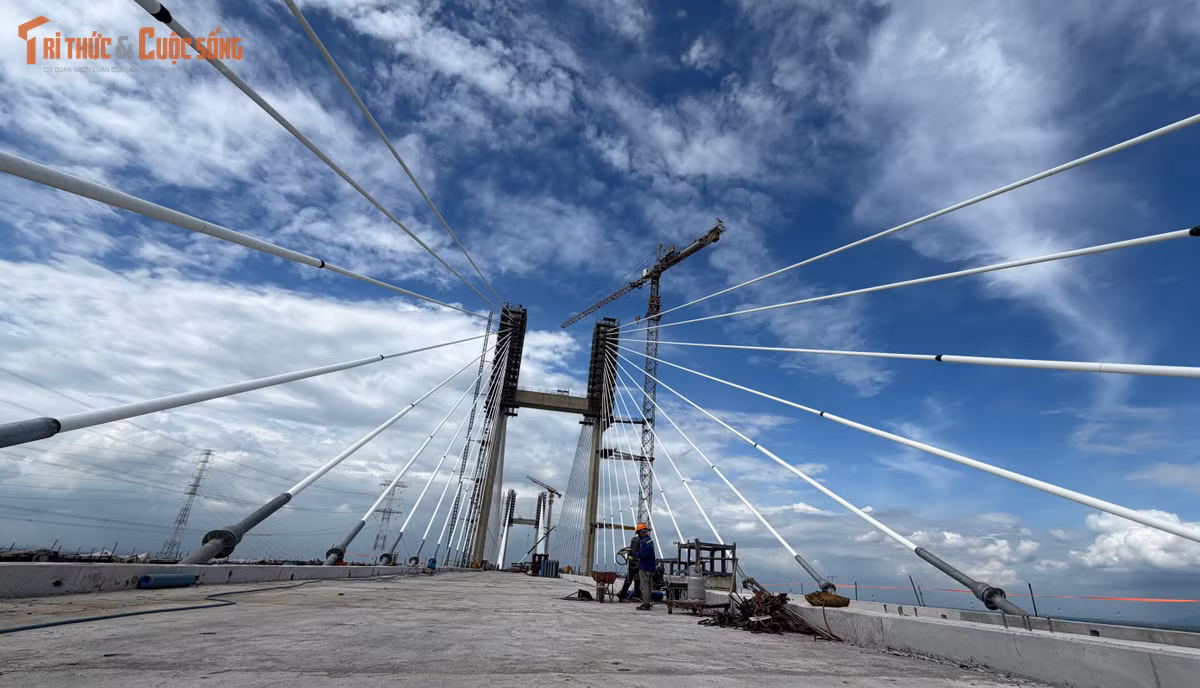 Hàng chục triệu người dân Đồng Bằng Sông Cửu Long đang háo hức chờ đợi cầu Phước Khánh hoàn thành, giúp cao tốc BL-LT lưu thông xuyên suốt từ các tỉnh Miền Tây về sân bay Long Thành, biển Vũng Tàu, Phan Thiết, Mũi Né, Nha Trang...