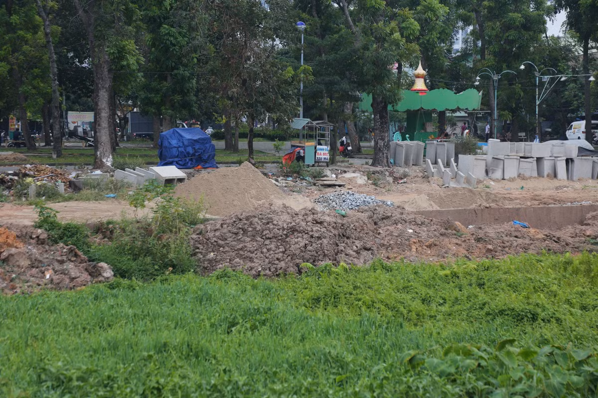 Mục tiêu công trình là giảm ngập nước, giải quyết ô nhiễm môi trường và kết nối hạ tầng giao thông.