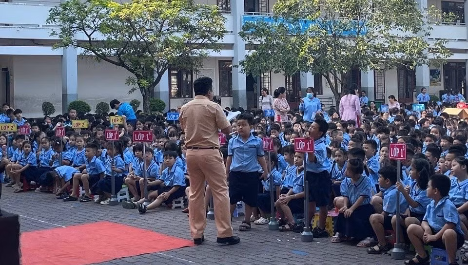 1jaq3s9no-4q12mq.jpg