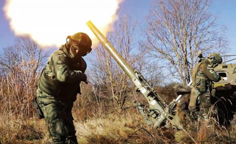 Đòn 'cảm tử' Nga đẩy Ukraine vào thế nguy, chiến sự Donetsk nóng rực