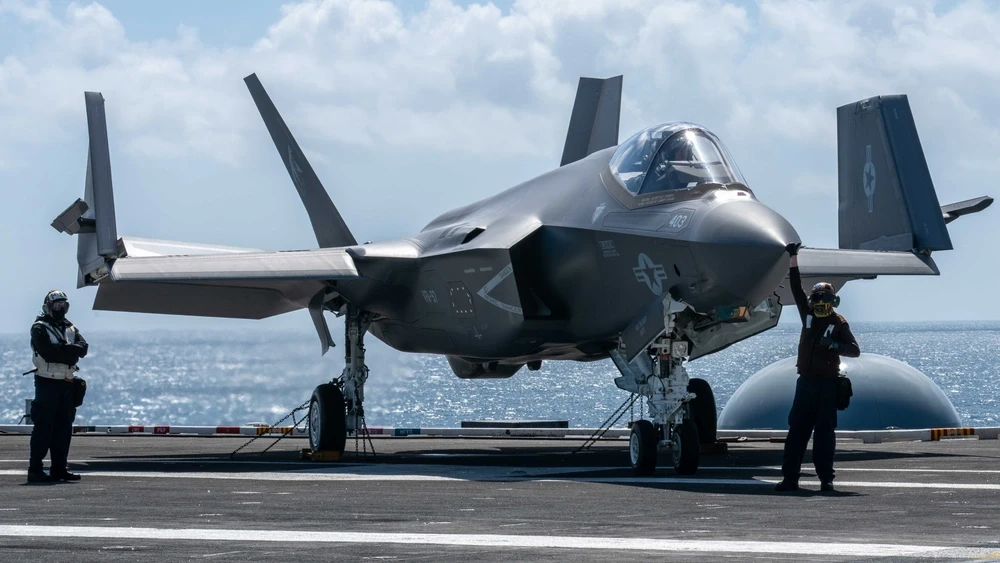 “Chiến thần” trên biển F-35C khiến Trung Quốc mất ăn mất ngủ