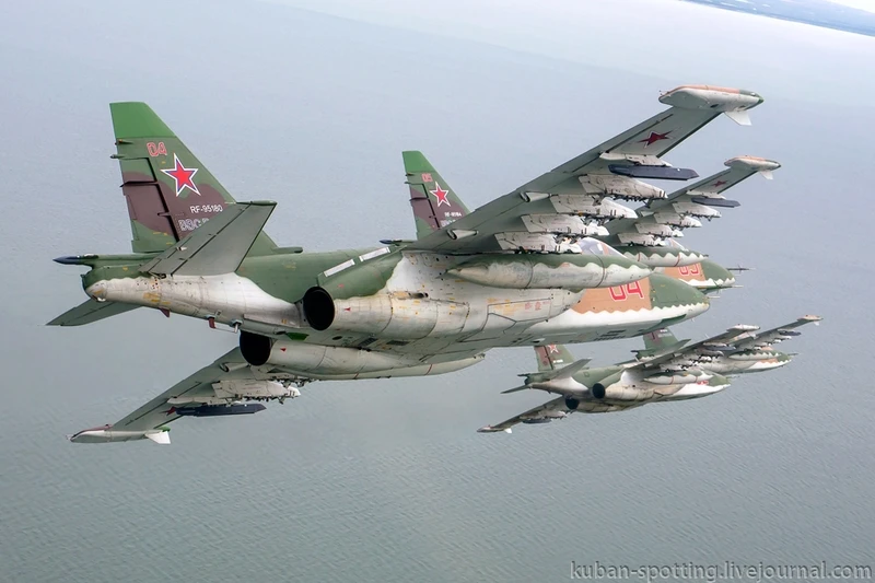 Một chuyến bay Su-25 tuần tra biển Azov diễn ra thế nào?