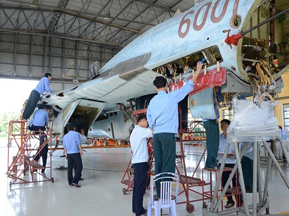 Việt Nam “tăng tuổi thọ” máy bay Su-27 hiện đại thế nào? 
