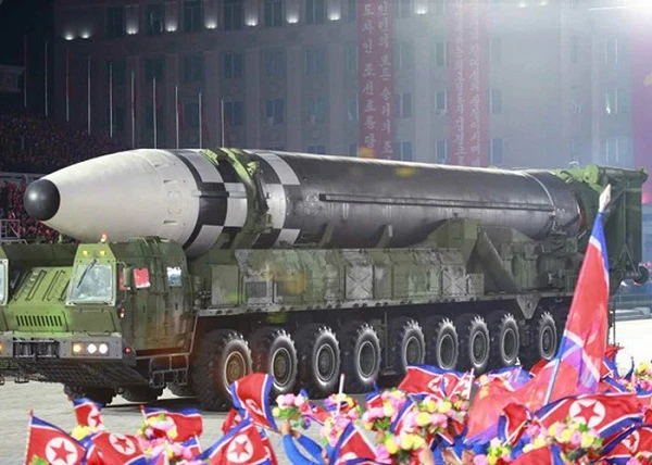 Sẽ ra sao khi ICBM mới của Triều Tiên bắn tới lãnh thổ Mỹ?
