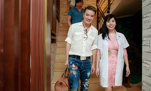 Đàm Vĩnh Hưng chăm sóc dung nhan trước liveshow 12 tỷ
