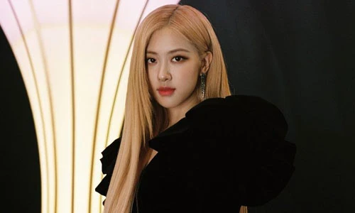 5 idol được mệnh danh là thiên nga đen thế hệ mới Kpop
