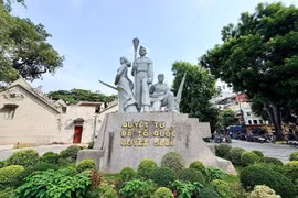 Hà Nội thống nhất di chuyển Tượng đài “Quyết tử để Tổ quốc quyết sinh”