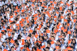 14 nhóm học sinh, sinh viên được miễn học phí