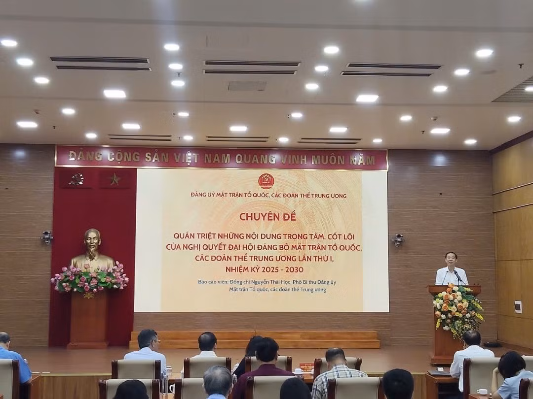 134051443548128036-chuyen-de.jpg