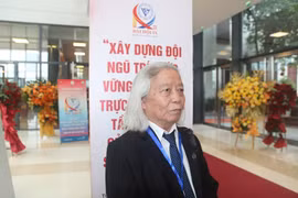 Chủ tịch Hội Sử học Ninh Bình: Khoa học kỹ thuật là con đường mở tương lai