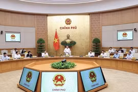 Tập trung tháo gỡ khó khăn, thúc đẩy tăng trưởng kinh tế 'hai con số' 