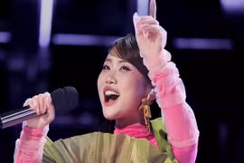 Phương Mỹ Chi nói gì khi lần thứ 2 chiến thắng ở Sing! Asia?