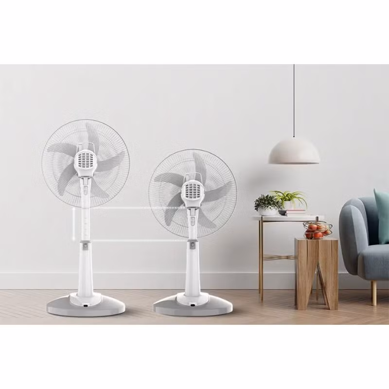 Giới công nghệ cho rằng xu hướng quạt tích điện hiện nay không còn đơn thuần phục vụ lúc cúp điện mà đang dần trở thành thiết bị đa năng cho mùa hè, kết hợp giữa làm mát, chiếu sáng và cấp nguồn di động nhằm đáp ứng nhu cầu sử dụng linh hoạt của người dùng hiện đại.