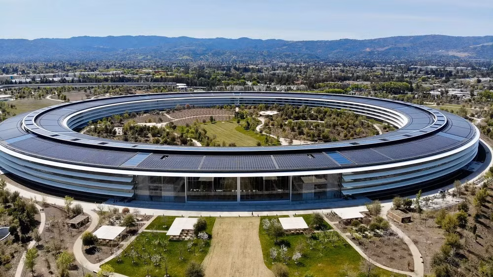 Sự việc là cú đánh mạnh vào niềm tự hào Silicon Valley, cho thấy ranh giới cạnh tranh và hợp tác ngày càng mờ nhạt.