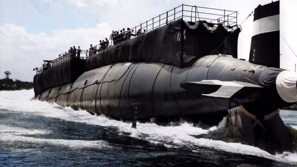 Tàu ngầm hạt nhân USS Thresher trước khi bị chìm năm 1963